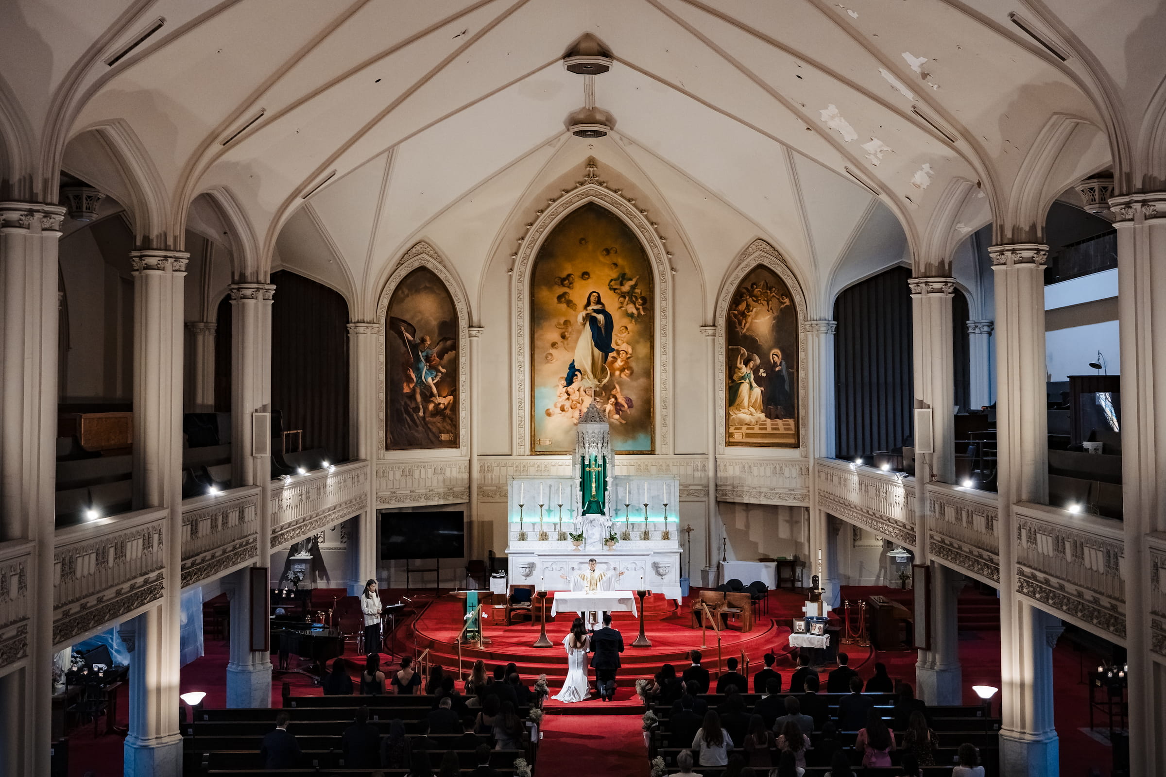Luis and Amy during their nuptial Mass at Old St. Mary's Cathedral